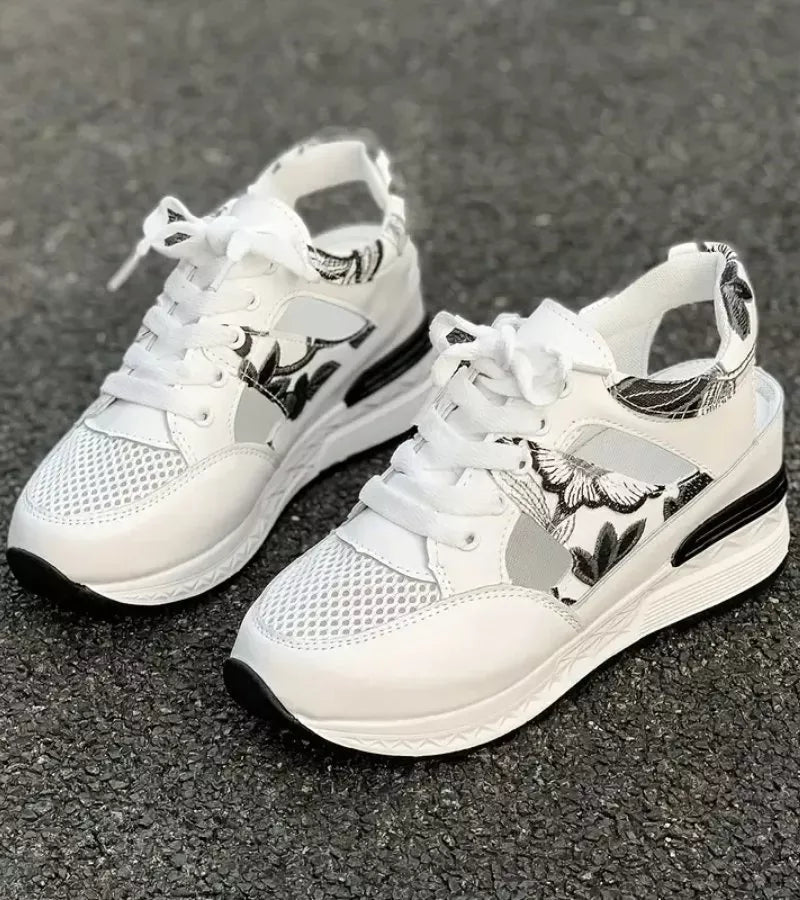 דנה™ | סנדלי עקב קלילים