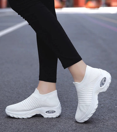 דפנה™ | נעלי סליפ-און ארגונומיות להקלה בכאבים