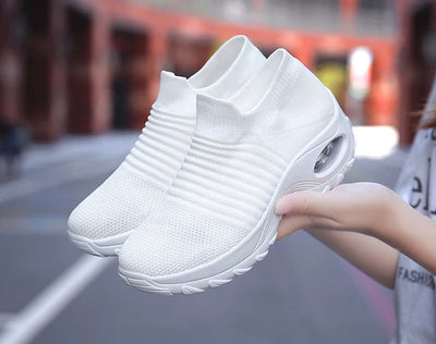 דפנה™ | נעלי סליפ-און ארגונומיות להקלה בכאבים