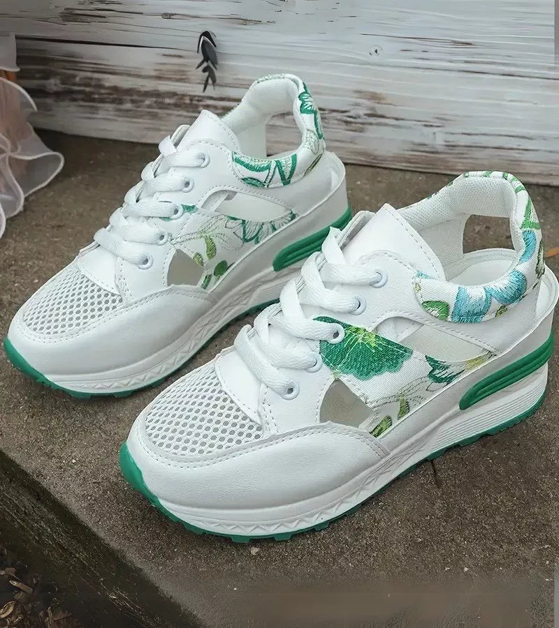 דנה™ | סנדלי עקב קלילים