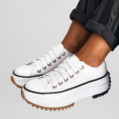 לוסיה™ | סנדלי נוחות אלגנטית