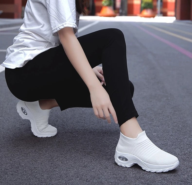 דפנה™ | נעלי סליפ-און ארגונומיות להקלה בכאבים