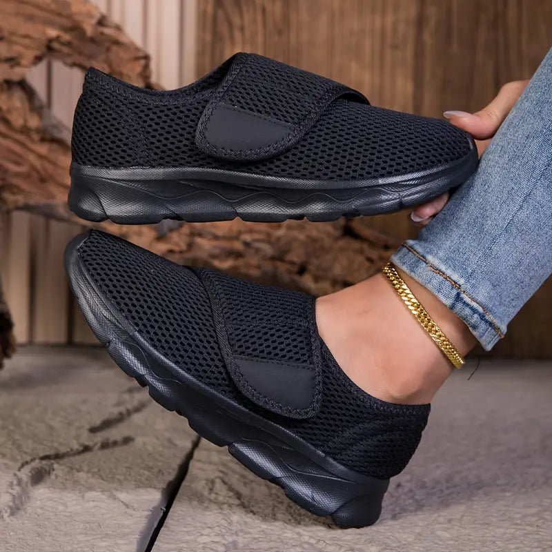 דנה™ | נעלי הליכה אורטופדיות