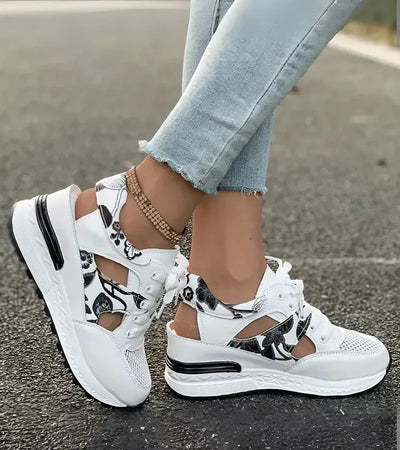 דנה™ | סנדלי עקב קלילים