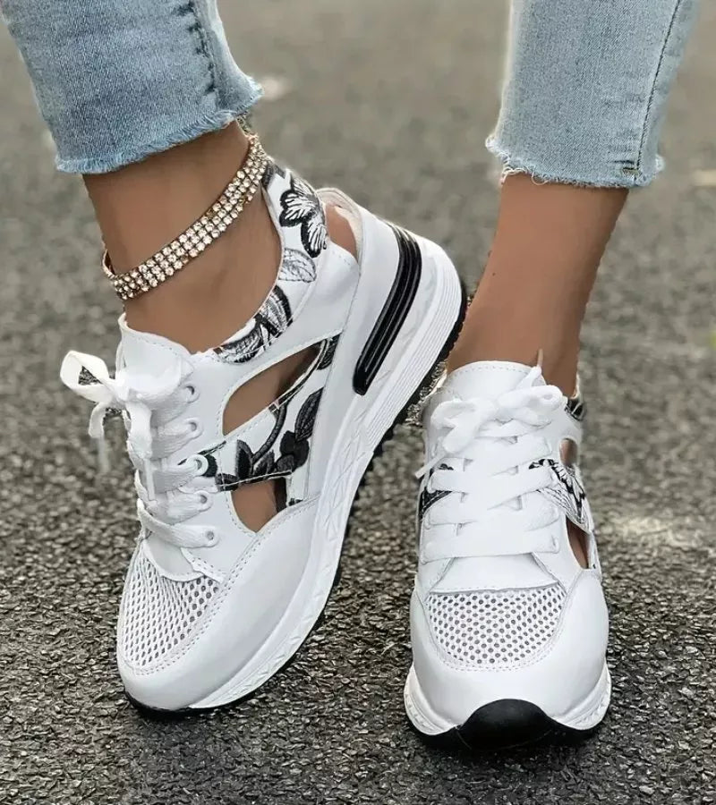 דנה™ | סנדלי עקב קלילים