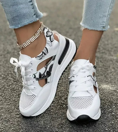 דנה™ | סנדלי עקב קלילים