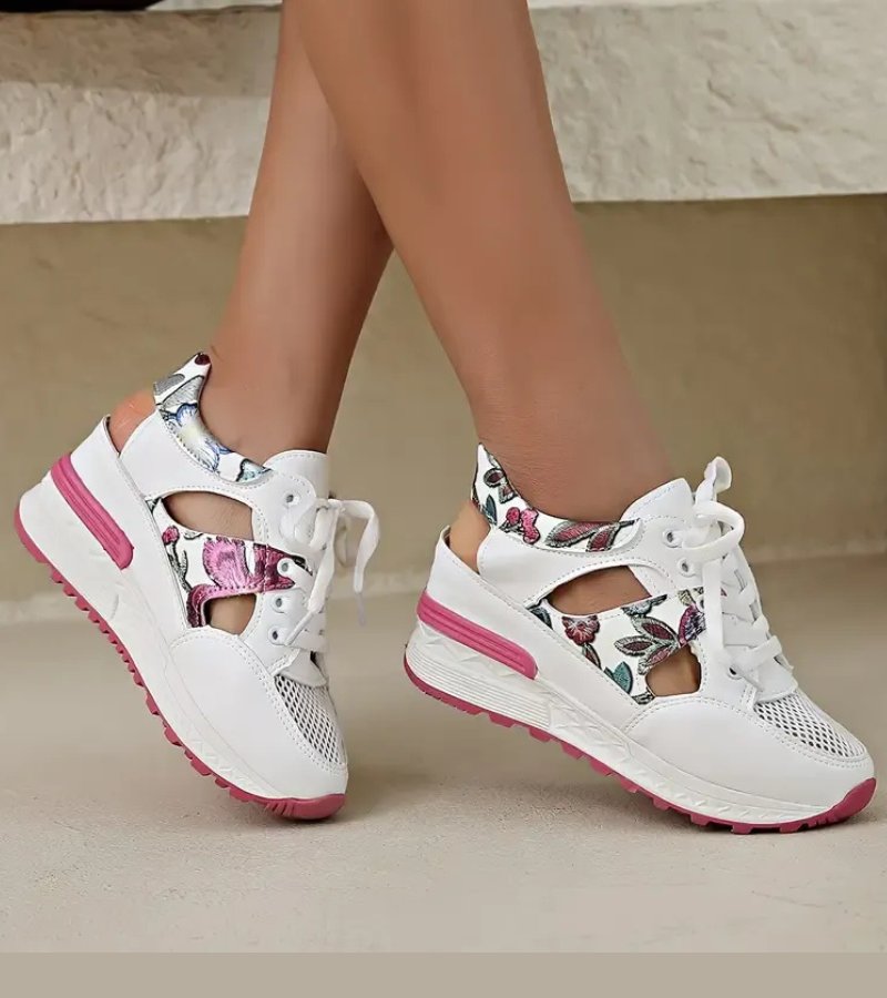 דנה™ | סנדלי עקב קלילים