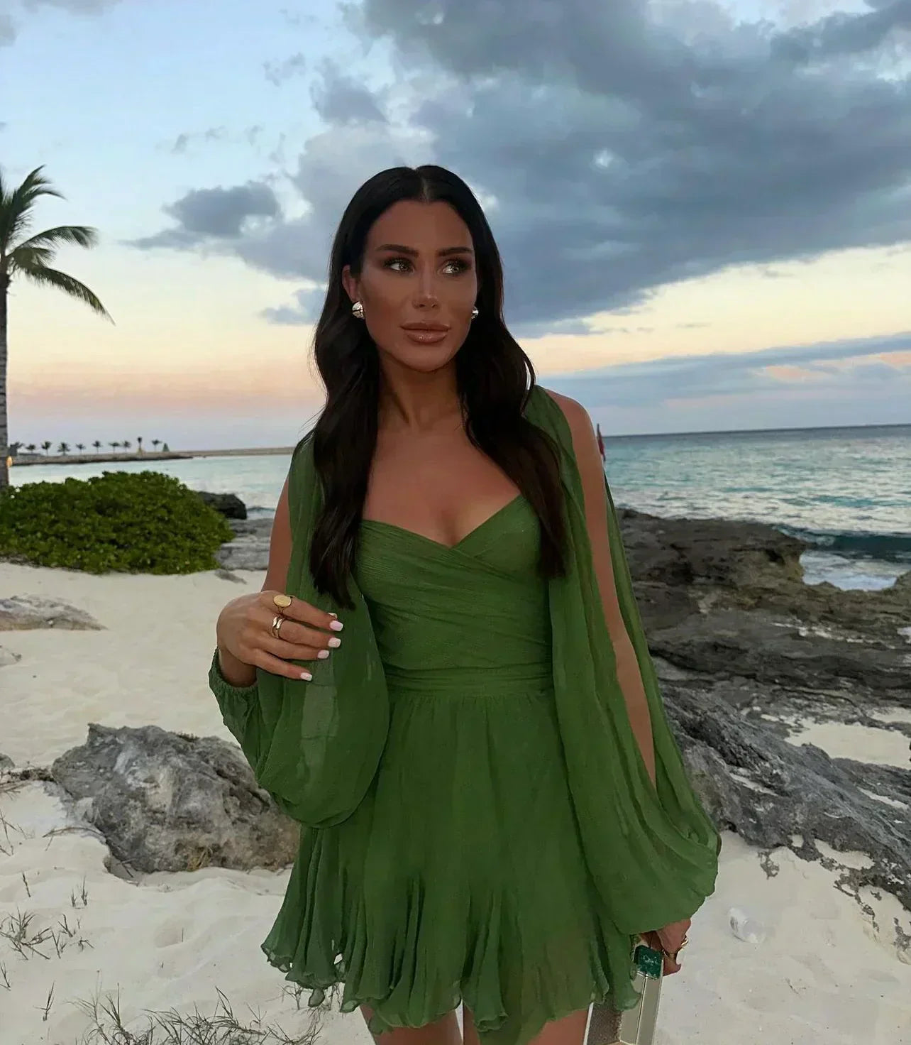 דנה™ | שמלת מיני עם שרוולים נפוחים