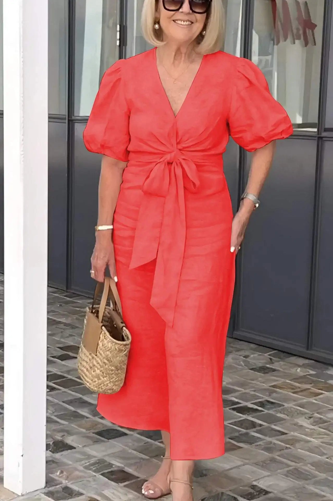 נטשה™ | שמלת אלגנטית עם מחשוף וי