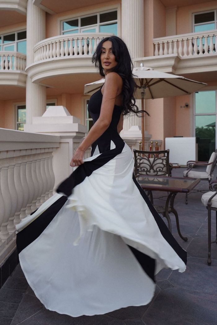 מיה™ | שמלת מקסי עם פאנלים