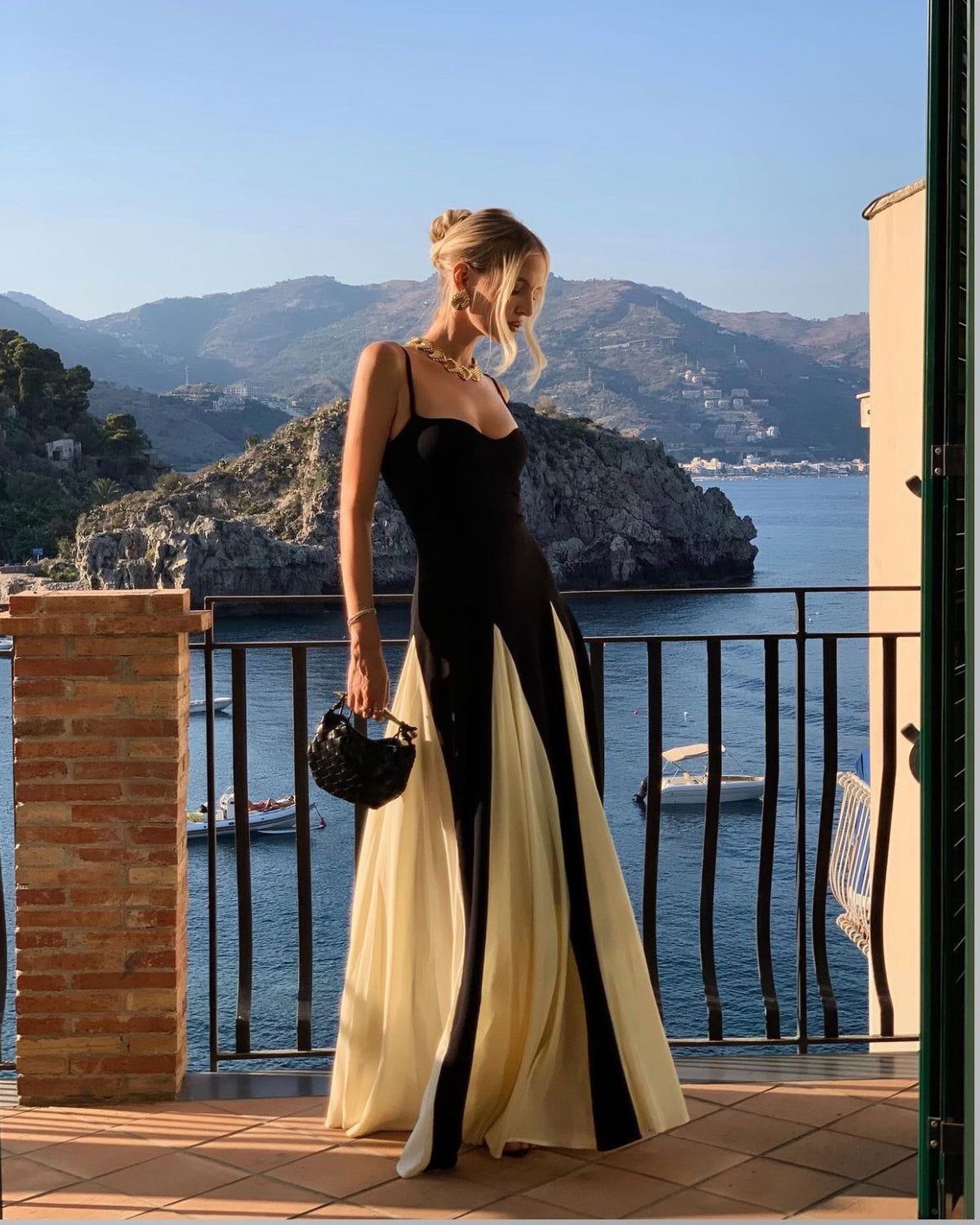 מיה™ | שמלת מקסי עם פאנלים