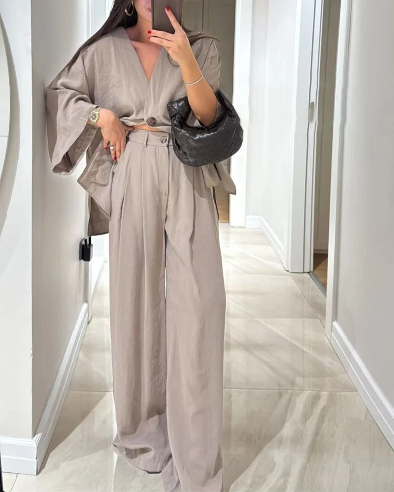 ליאה™ | סט תואם עם מפתח V