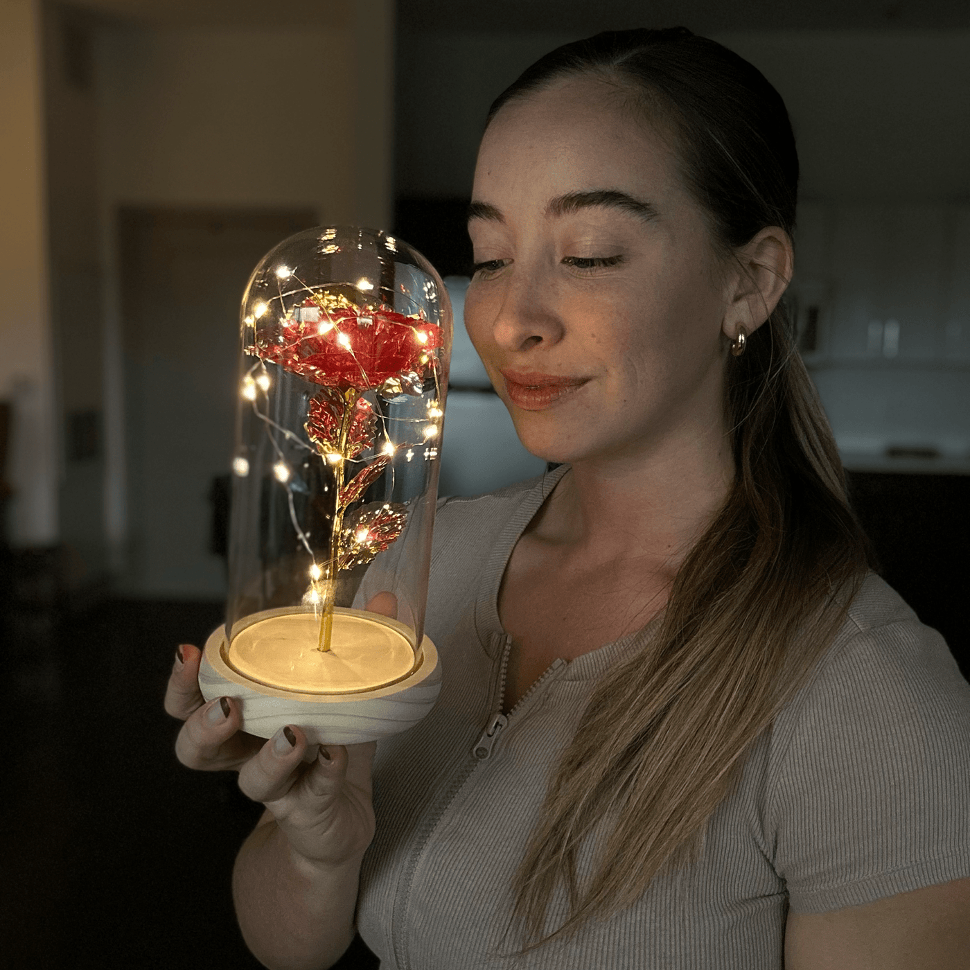 שושנת קסם מבריקה™ | מתנה רומנטית מושלמת