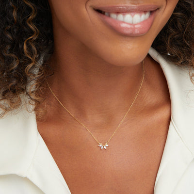 עלה™ | שרשרת עם תליון עלה